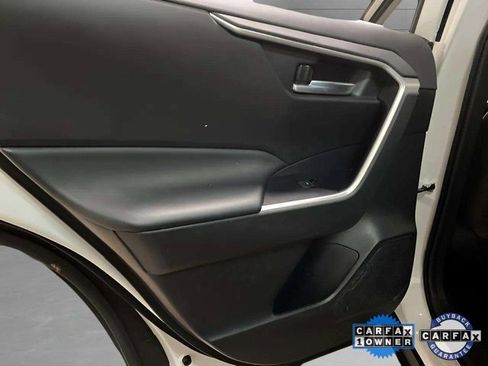 Used 2024 Toyota RAV4 XLE Premium image 64