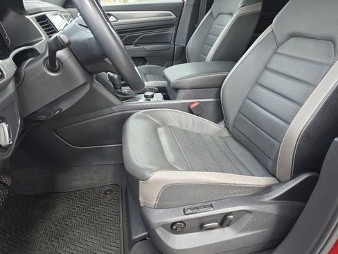 Used 2020 Volkswagen Atlas Cross Sport SEL Premium AWD/4WD image 23