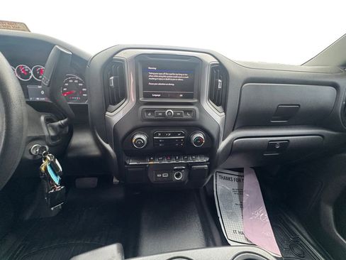 Used 2022 Chevrolet Silverado 1500 Custom w/ Safety Confidence Package image 12