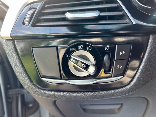 Used 2019 BMW 530i xDrive AWD/4WD image 21