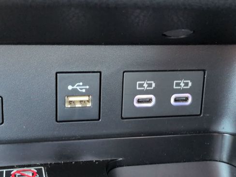 Used 2026 Toyota Camry SE FWD image 20