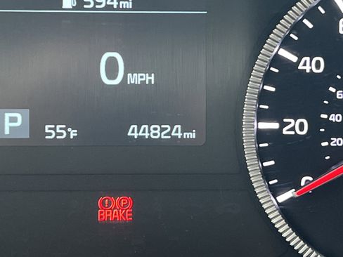 Used 2022 Kia Telluride EX w/ EX Premium Package image 22