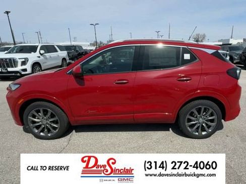 New 2026 Buick Encore GX Avenir w/ Avenir Convenience Package FWD image 5