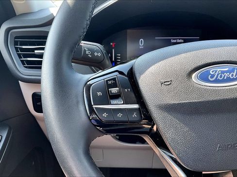 Used 2023 Ford Escape Active AWD/4WD image 17