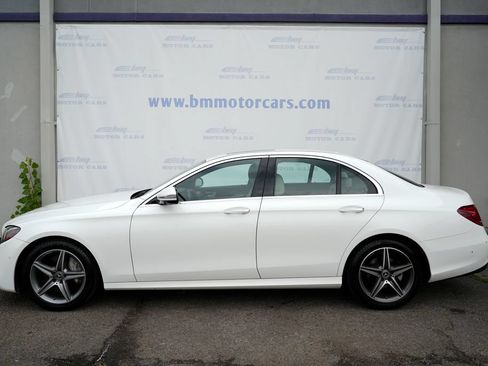 Used 2019 Mercedes-Benz E 300 4MATIC image 8