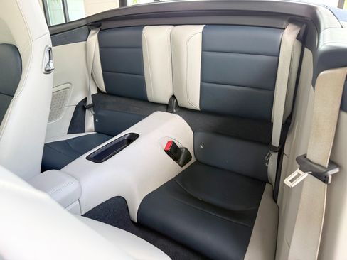Used 2018 Porsche 911 Carrera image 29