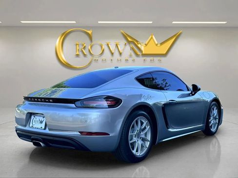 Used 2018 Porsche 718 Cayman Coupe 2D image 7