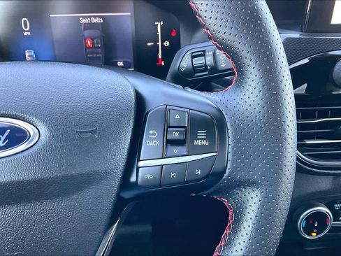 Used 2025 Ford Escape ST-Line image 25