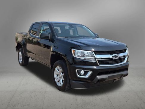 Used 2020 Chevrolet Colorado LT w/ LT Convenience Package AWD/4WD image 8