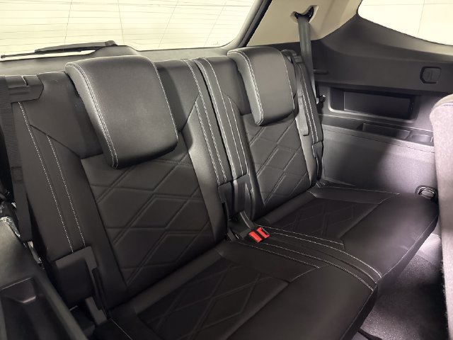 Certified 2026 Volkswagen Atlas SE AWD/4WD image 16