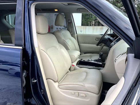 Used 2017 INFINITI QX80 4WD image 9