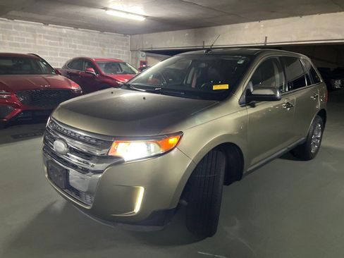 Used 2013 Ford Edge Limited image 3