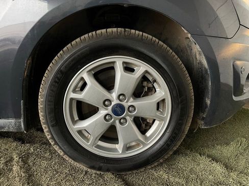 Used 2014 Ford Transit Connect XLT image 12