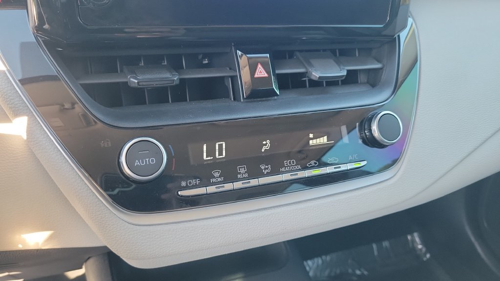 Certified 2023 Toyota Corolla LE FWD image 15