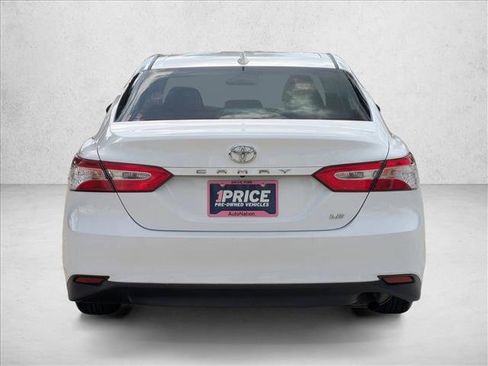 Used 2020 Toyota Camry LE FWD image 6