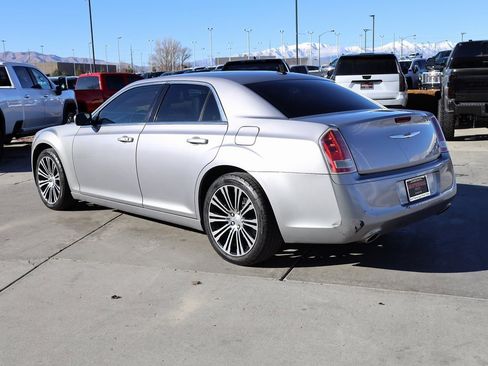 Used 2013 Chrysler 300 S image 4
