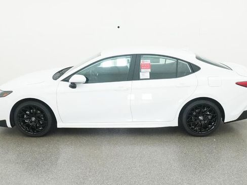 New 2026 Toyota Camry SE image 36