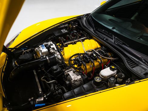 Used 2006 Chevrolet Corvette Z06 w/ Preferred Equipment Group RWD image 29