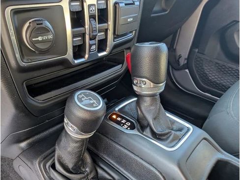 Used 2021 Jeep Wrangler Unlimited Sport image 21