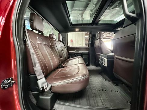 Used 2017 Ford F150 Platinum w/ Equipment Group 701A Luxury image 23