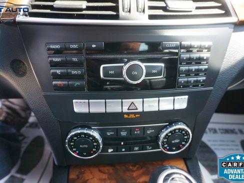 Used 2013 Mercedes-Benz C 300 4MATIC Sedan image 32