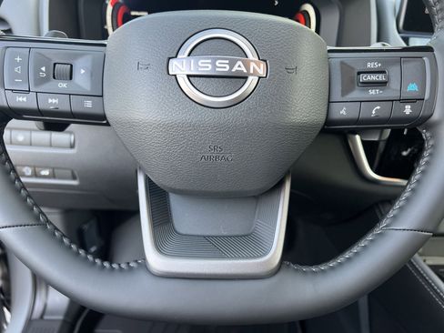New 2026 Nissan Rogue Platinum AWD/4WD image 9