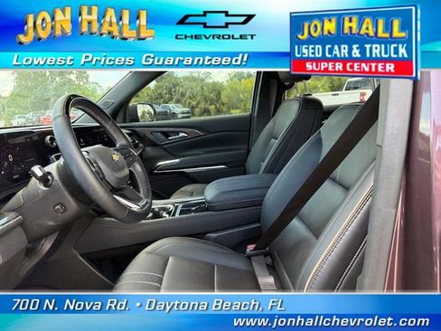 Used 2025 Chevrolet Traverse High Country w/ LPO, Floor Liner Package FWD image 13
