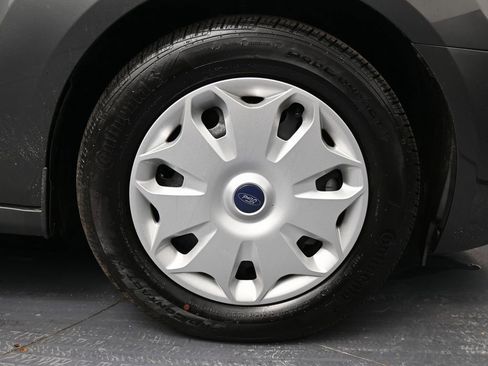 Used 2016 Ford Transit Connect XLT image 12