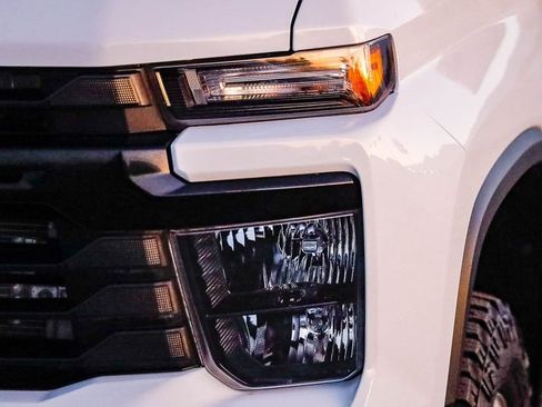 Used 2024 Chevrolet Silverado 2500 W/T w/ WT Convenience Package image 5