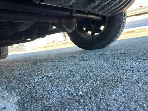 Used 2013 Jeep Wrangler Unlimited Rubicon w/ Dual Top Group image 32