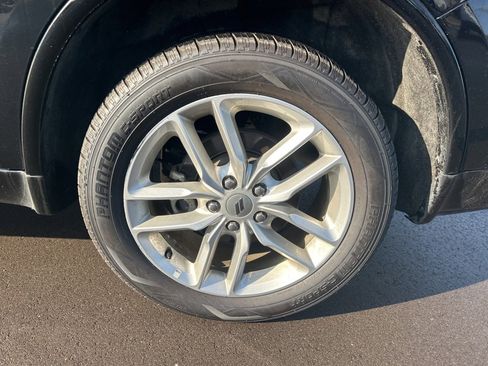 Used 2023 Dodge Durango GT image 9