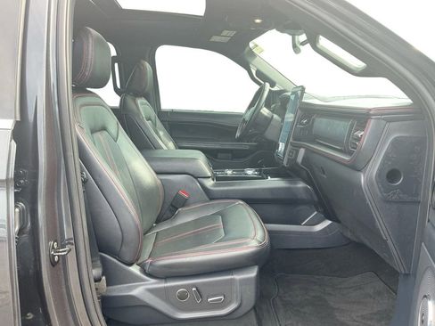 Used 2024 Ford Expedition Limited AWD/4WD image 22