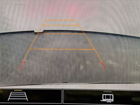 Used 2023 Chevrolet Silverado 1500 Custom image 28