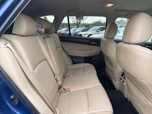 Used 2015 Subaru Outback 3.6R Limited image 29