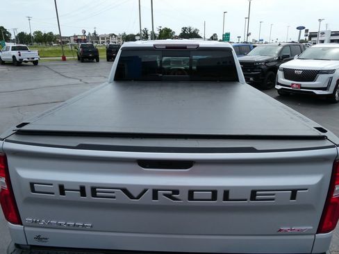 Certified 2019 Chevrolet Silverado 1500 RST AWD/4WD image 18