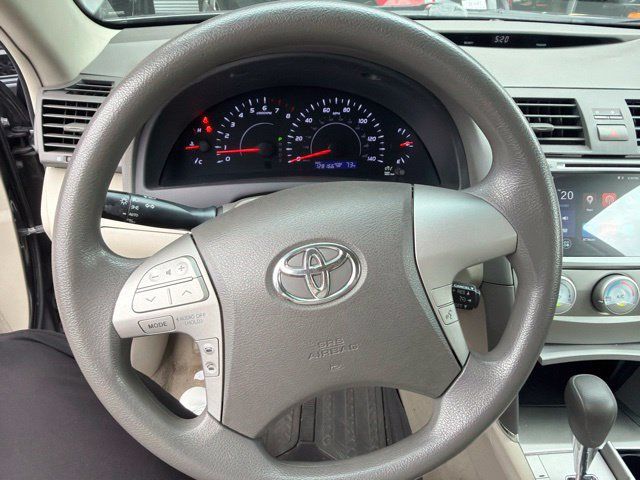 Used 2011 Toyota Camry LE w/ LE Extra-Value Pkg FWD image 7