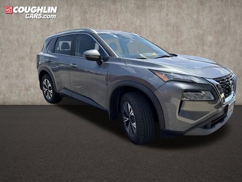 Used 2023 Nissan Rogue SV w/ SV Premium Package AWD/4WD image 4