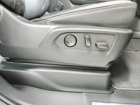 Used 2024 Chevrolet Suburban RST image 41