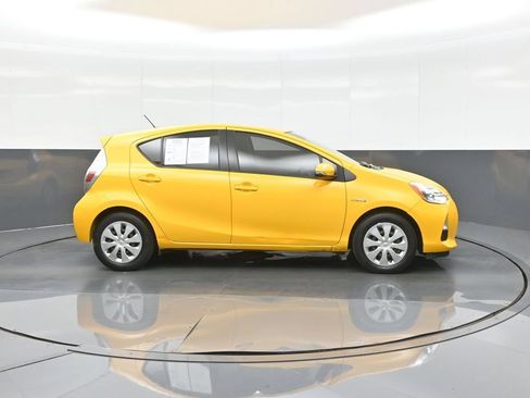 Used 2014 Toyota Prius C Two FWD image 8