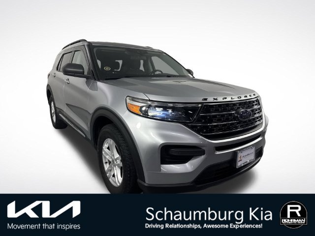 Used 2020 Ford Explorer XLT w/ Comfort Package AWD/4WD image 3