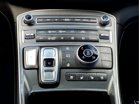 Used 2023 Hyundai Santa Fe Limited AWD/4WD image 26