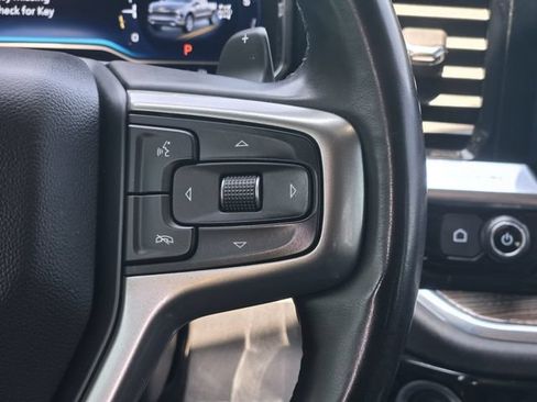 Used 2025 Chevrolet Silverado 1500 LT AWD/4WD image 28