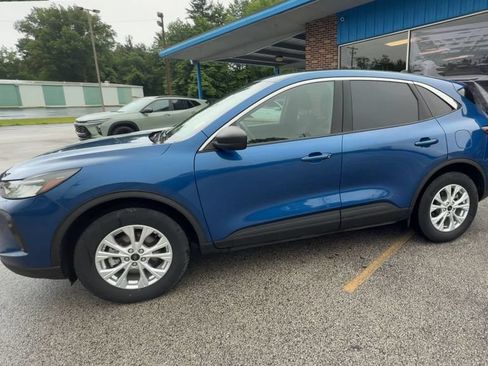 Used 2023 Ford Escape Active AWD/4WD image 4