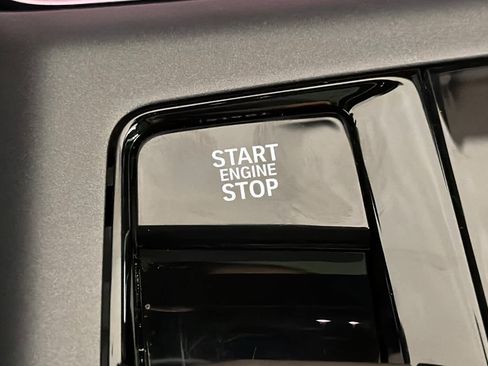 Used 2025 BMW X3 xDrive30i w/ Premium Package image 22