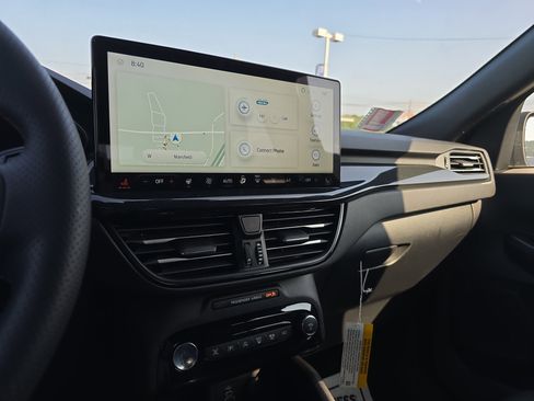 Used 2024 Ford Escape ST-Line Elite w/ Premium Technology Package image 24