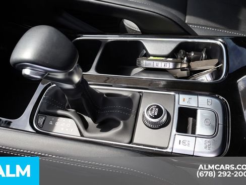 Used 2024 Kia Telluride SX w/ Towing Package FWD image 34