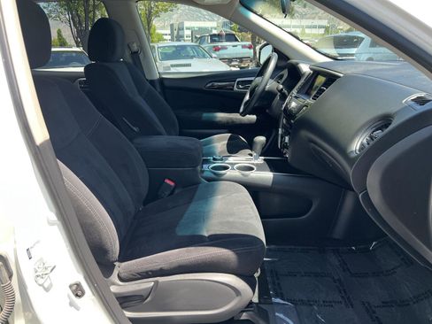 Used 2013 Nissan Pathfinder S AWD/4WD image 17