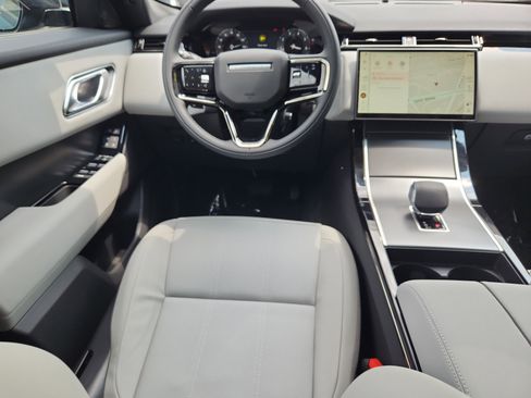 Used 2026 Land Rover Range Rover Velar S image 4
