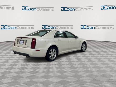 Used 2006 Cadillac STS w/ Preferred Equipment Group RWD image 8