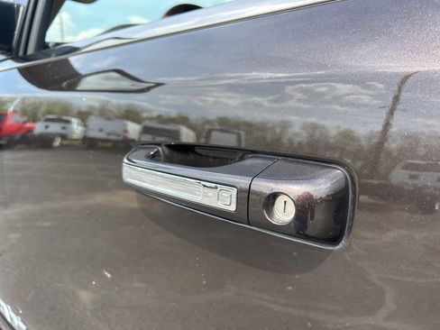 Used 2019 RAM 1500 Limited AWD/4WD image 10